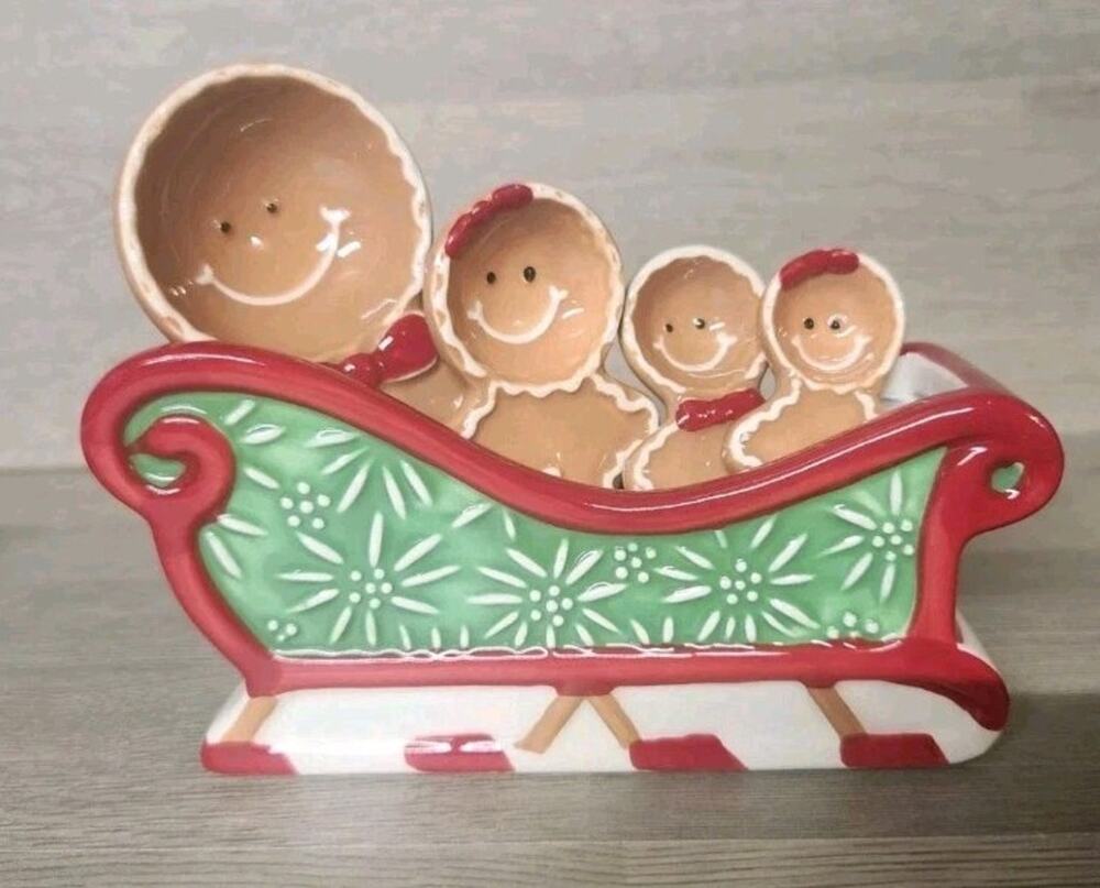TEMP-TATIONS Gingerbread Measuring Spoons & Sleigh Hand Painted Ceramic Set New